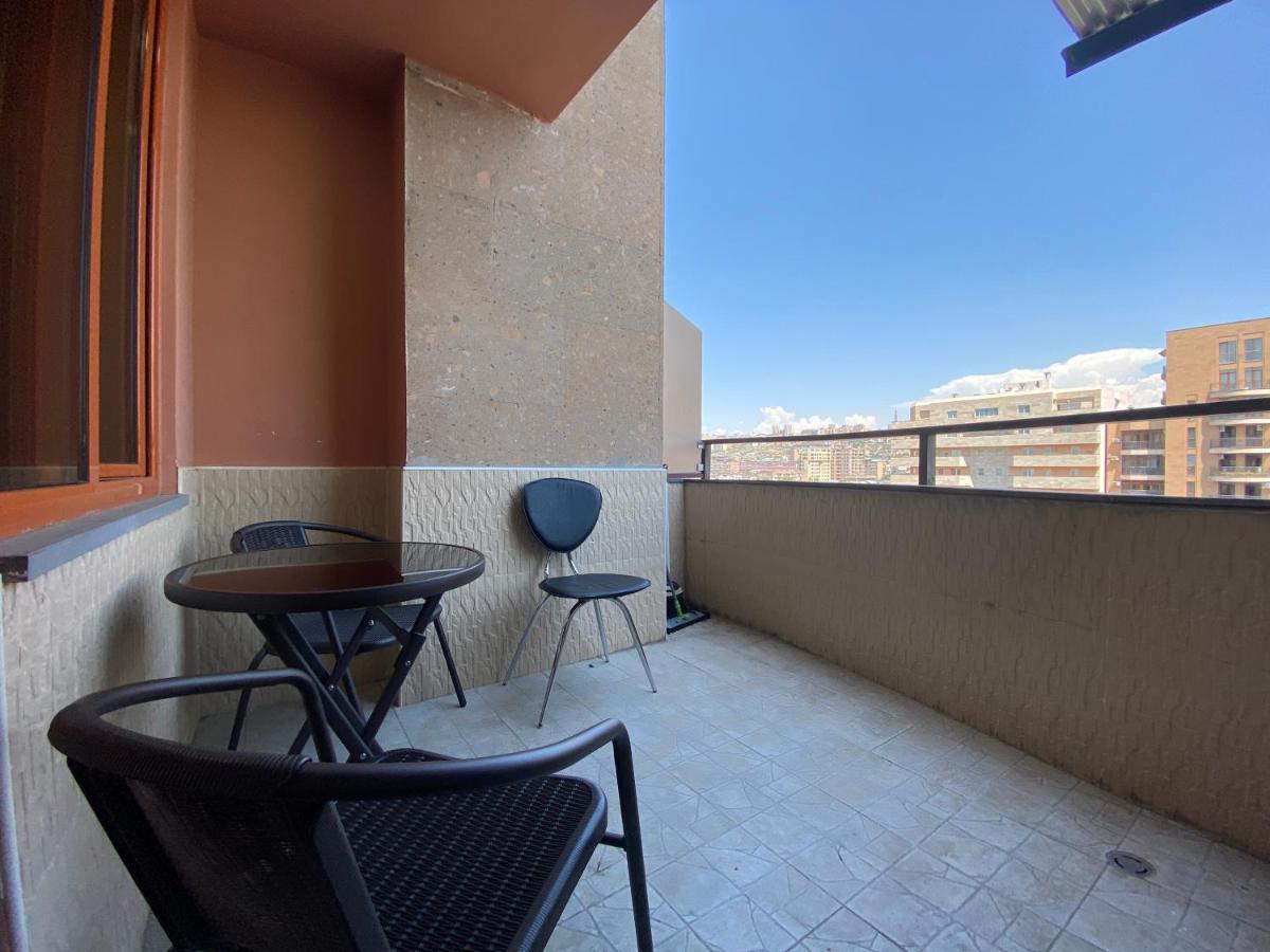 Modern Apartment For Rent In Buzand Street Bu944 Erywań Zewnętrze zdjęcie