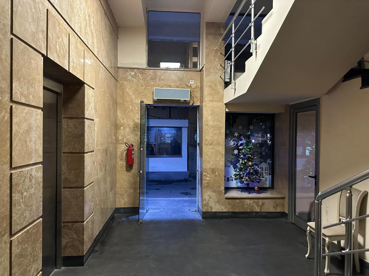 Modern Apartment For Rent In Buzand Street Bu944 Erywań Zewnętrze zdjęcie